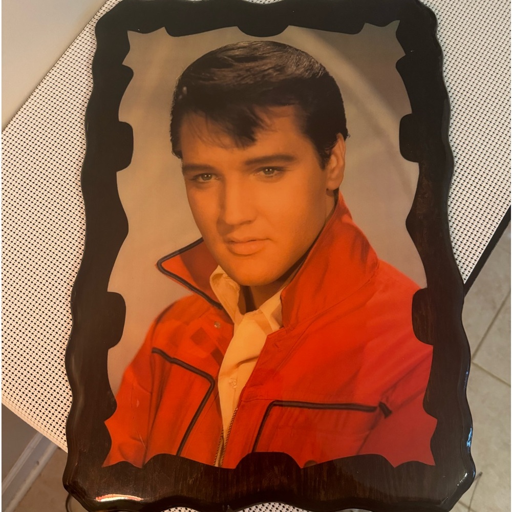 Vintage Elvis Presley colored picture wood lacquered wall plague 15 1/2 x 21 1/2